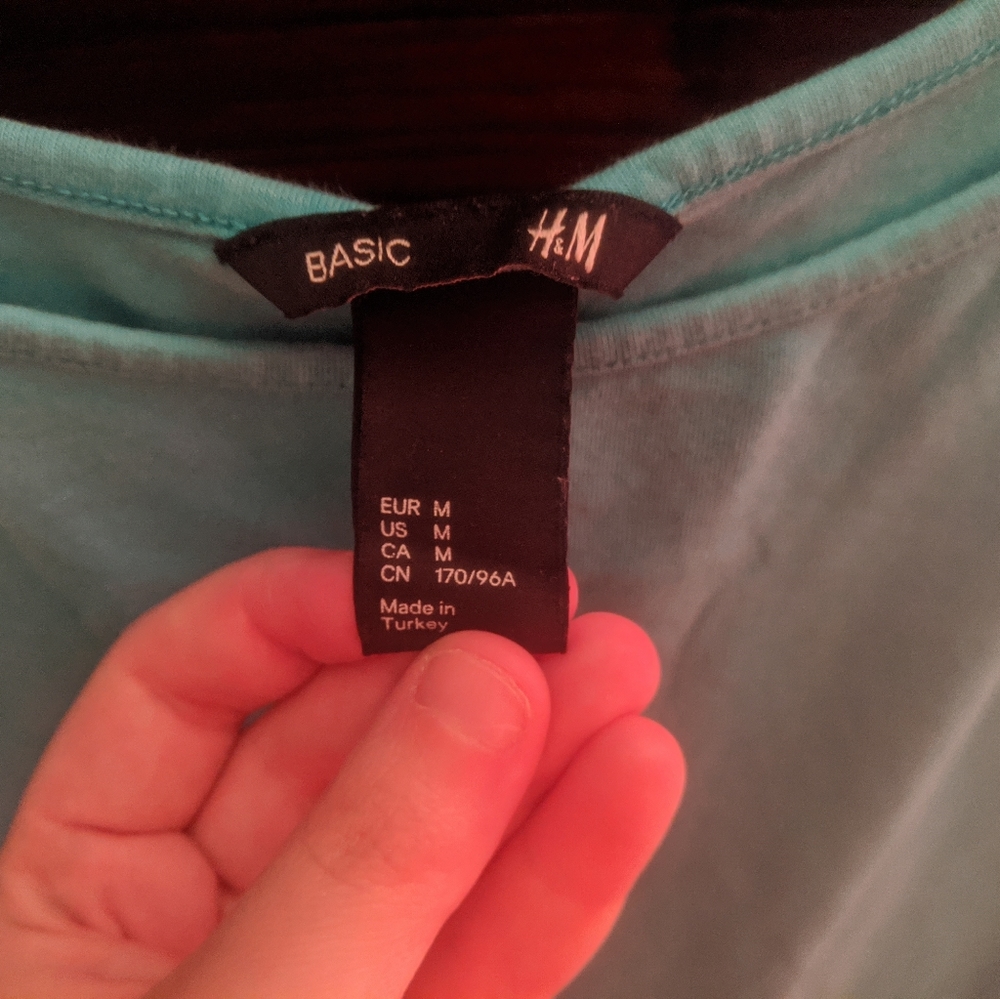 H&M Tank Top - Picture 4 of 4